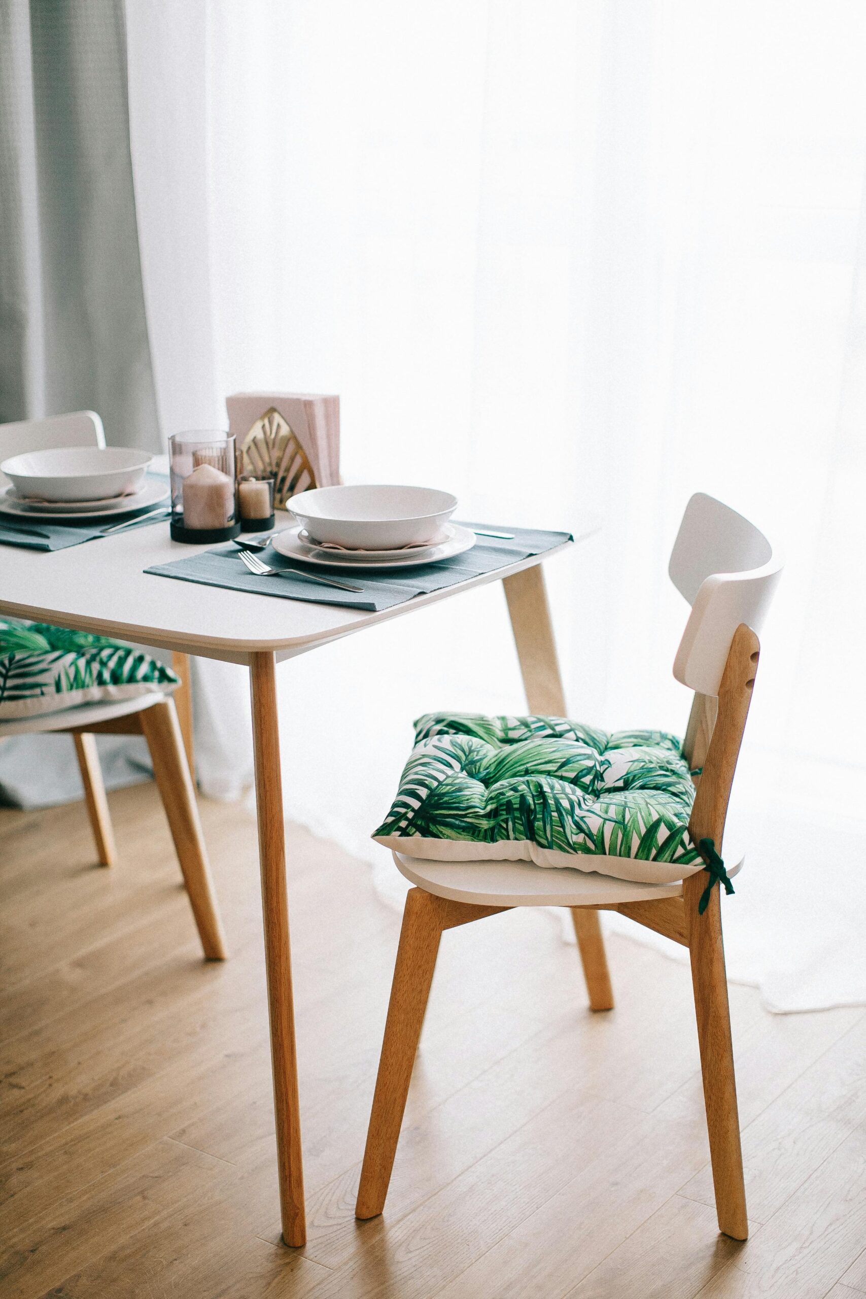 Best Dining Furniture Set in Karur Best Dining Furniture Set in Karur